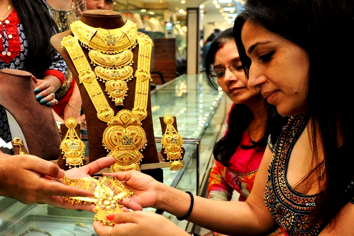 Gold Rate Hike: सोने के भाव में भारी उछाल, कीमत 90 हजार के पार